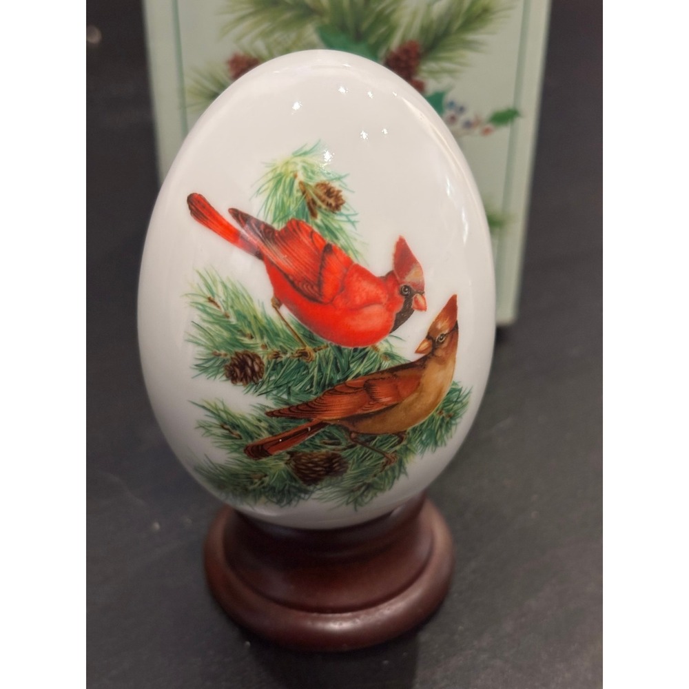 Avon 1984 Four Seasons Porcelain Egg Winter's Bold Beauty Cardinals with Stand